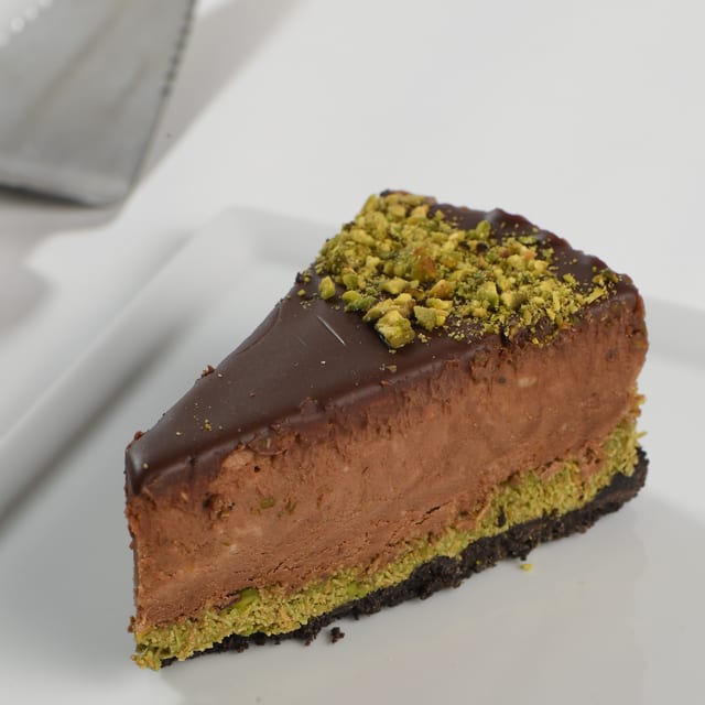 Dubai Chocolate Cheesecake.
