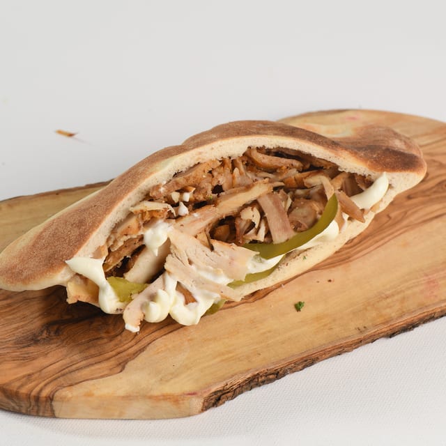 Samoun Sandwich.
